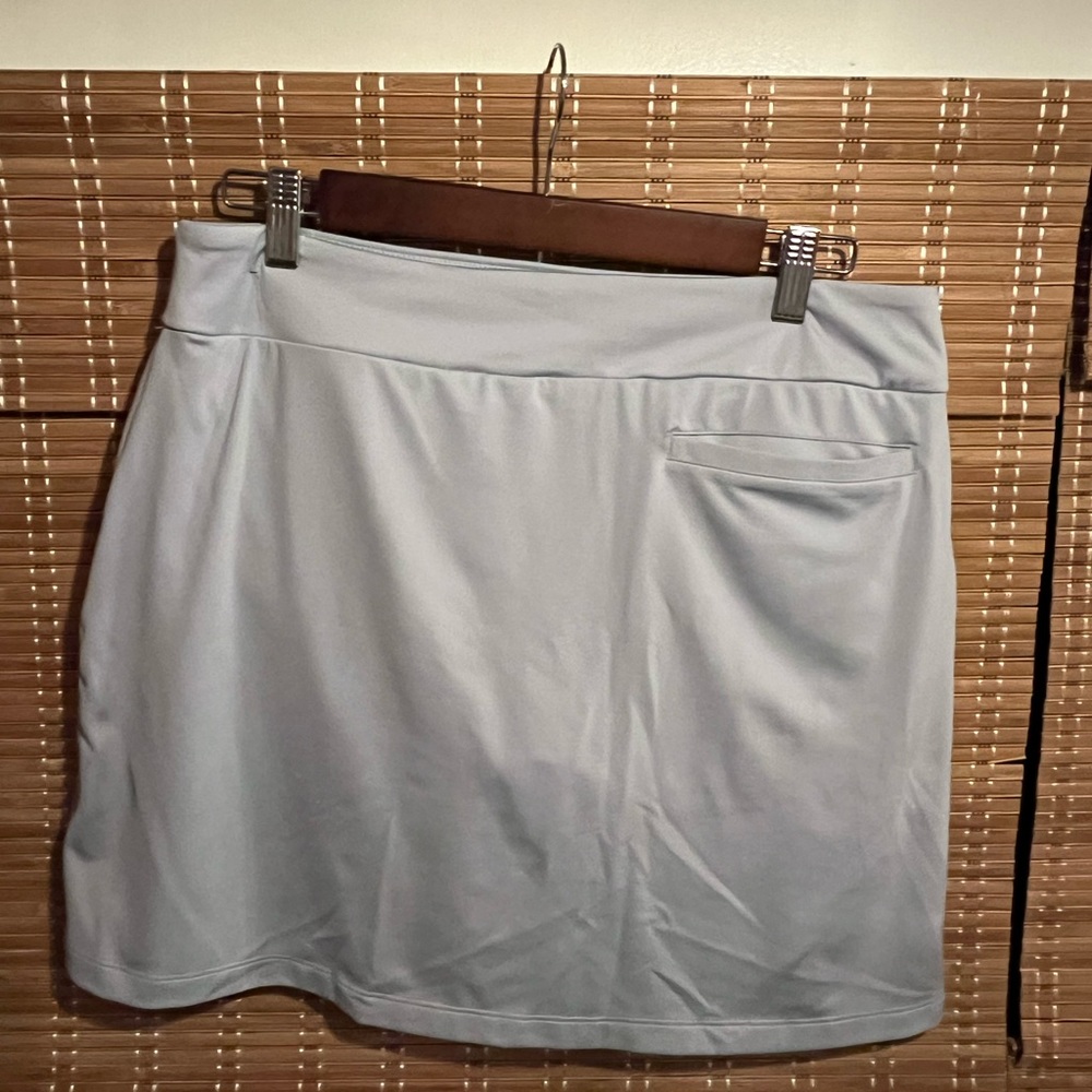Nike skirt - Picture 2 of 3